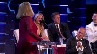 [ Cheers and applause ] - Comedy Central Roast of Bruce Willis