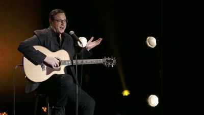 [cheers and applause] - Bob Saget: Zero to Sixty