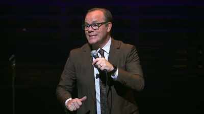 [cheers and applause] - Tom Papa: Human Mule