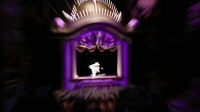 [cheers and applause] - ¡Casa Bonita Mi Amor!