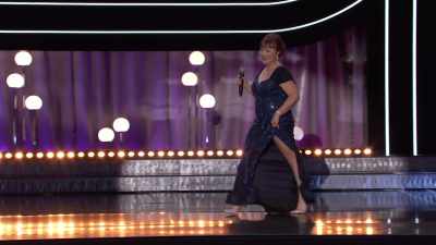 [ Cheers and applause ] - Carol Burnett: 90 Years of Laughter + Love