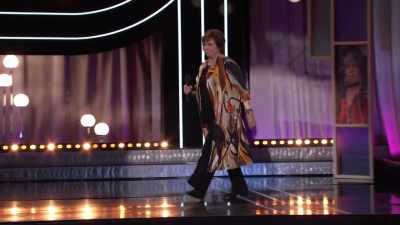 [ Cheers and applause ] - Carol Burnett: 90 Years of Laughter + Love