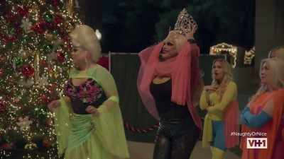 - [cheers and applause] - The Bitch Who Stole Christmas