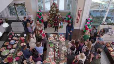 [cheers and applause] - Haul Out the Holly