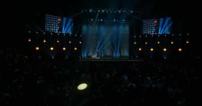 [cheers and applause] - Trevor Noah: I Wish You Would