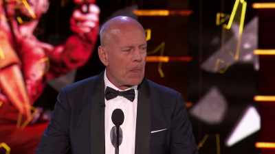 [ Cheers and applause ] - Comedy Central Roast of Bruce Willis