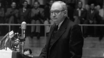 [cheers and applause] - Deadlocked: How America Shaped the Supreme Court