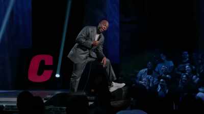 [cheers] - Dave Chappelle: The Closer