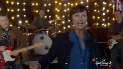 [CHEERS] - Country at Heart