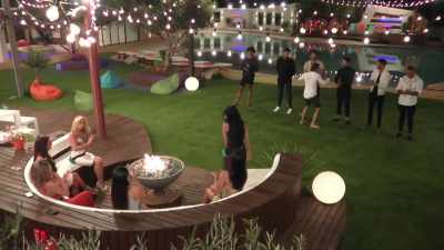 (CHEERS) - Love Island