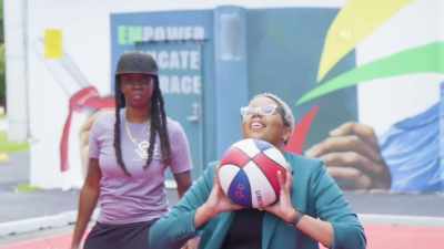CHEESE: WE NEED FACILITIES LIKE
THIS IN OUR COMMUNITY TO HELP - Harlem Globetrotters: Play It Forward