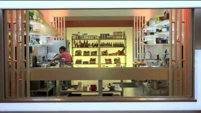 CHEFFY: Chefs, one minute left. - Secret Chef