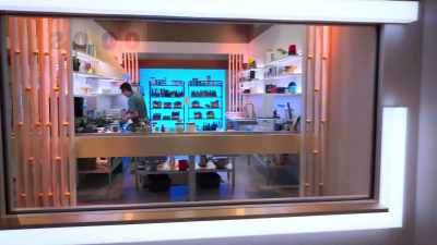 CHEFFY (on speaker):
Chefs, 20 minutes left. - Secret Chef