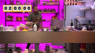 CHEFFY (on speaker):
Chefs, two hours left. - Secret Chef