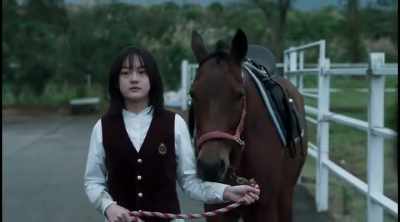 Chen-Chen, why are you so drenched? - The Bold, the Corrupt and the Beautiful
