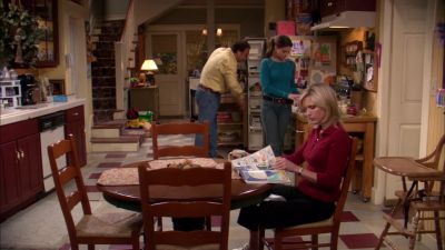Cheryl? Cheryl,
where's the good
ice cream? - According to Jim