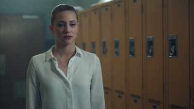 CHERYL: Everybody keeps
coming up to me, - Riverdale