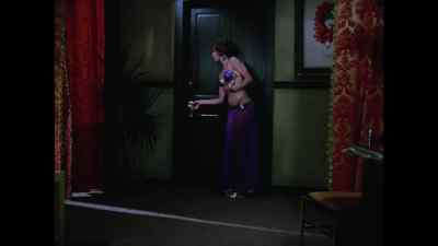Cheryl? Watch the desk.
I got a customer. - Kolchak: The Night Stalker