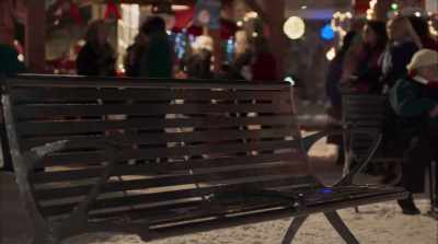 ♪ Chestnuts roasting on an open
fire ♪ - A Christmas Love Story