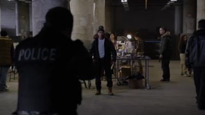        - Chicago police!
       Get your hands up. - Chicago P.D.