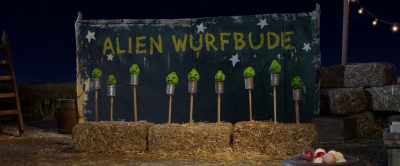 (CHICKEN CLUCKING) - A Shaun the Sheep Movie: Farmageddon