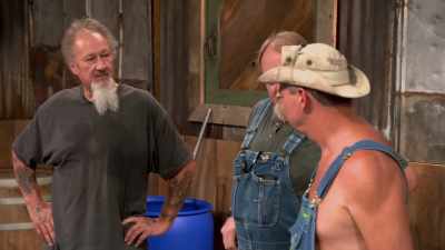 -Chicken stew.
-[giggles] - Moonshiners: Master Distiller