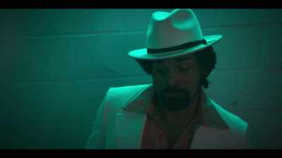Chicken throw big party
and doesn't invite me.
(LAUGHS) - Fight Night: The Million Dollar Heist