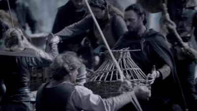 (CHICKENS CLUCKING) - Vikings
