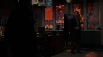 Chief Singh? Sir, what happened? - The Flash