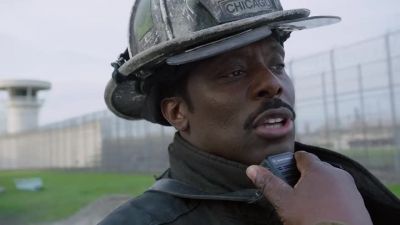 Chief, victim's on
his way out to you. - Chicago Fire