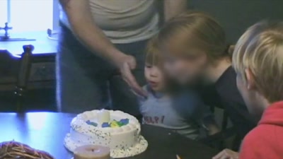 (child blowing)
(all cheering) - Shiny Happy People: Duggar Family Secrets