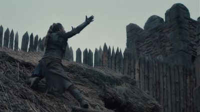 - Child, get back from the edge.
- Mother! - The Last Kingdom