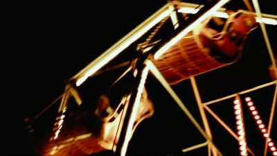 (children playing)
(gentle music) - Scissors