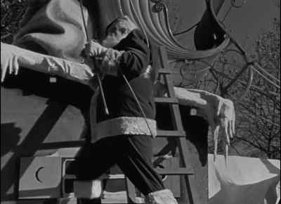 [Children Shouting In Distance] - Miracle on 34th Street