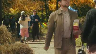 [children shouting] - A Waltons Thanksgiving