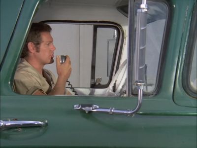 CHIN IS MOVING OUT
NOW, STEVE. - Hawaii Five-O