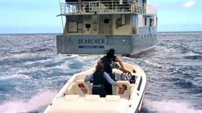 Chin, take the wheel! - Hawaii Five-0