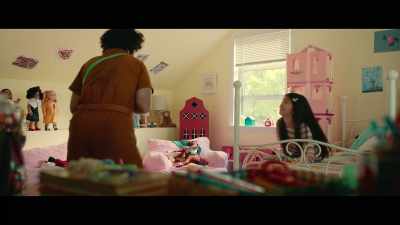 - [chirping]
- Veronica! Please! [sobs] - The Slumber Party