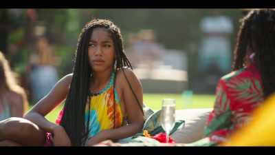Chloe, bisexuality and monogamy
are not mutually exclusive. - #blackAF