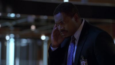 Chloe, do you see anything?
[ Chloe ]
Nothing. - 24