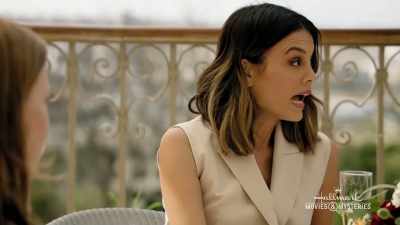 Chloe, you heard
what the FBI guy said, - To Catch a Spy