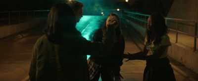 Chloe made the right choice. - Crawlers