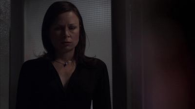 Chloe. - 24