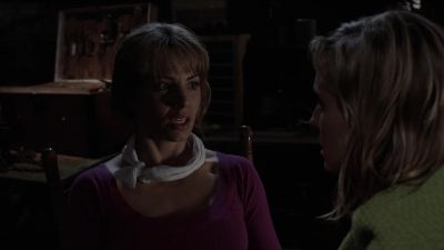 Chloe. We have to get out of here. - Smallville
