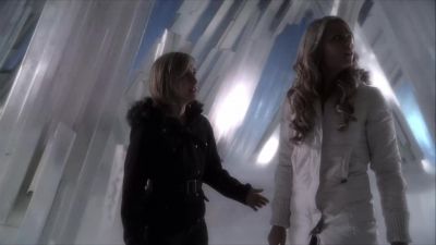 Chloe, why are we
in the fortress? - Smallville