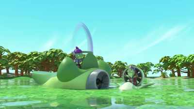 Chomps,
our pearls are gone! - Top Wing