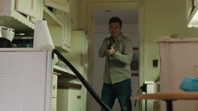 It's him. - FBI: Most Wanted