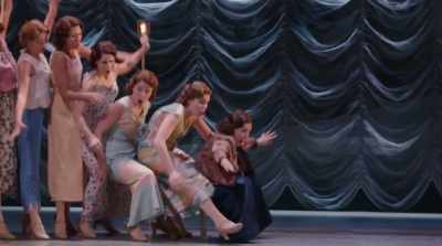 (CHORUS SQUEALS) - Funny Girl