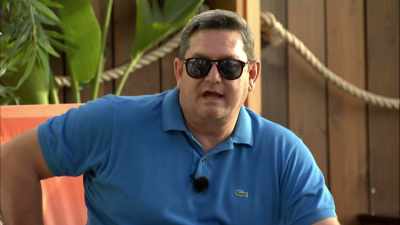 CHRIS: But as it's going on,
he just‐‐ - Love Island