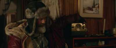 - Chris.
- Chris, the sleigh's packed and ready to go. - Fatman